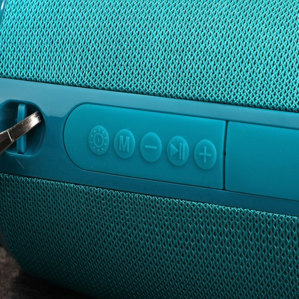 Altavoces Bluetooth 5.0 – Sonido Potente y Portabilidad