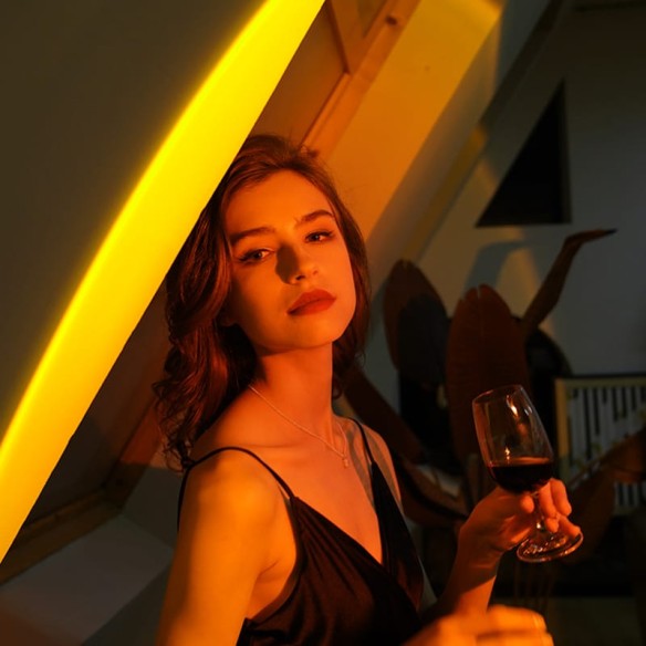 Luz atardecer ROJA  (Trípode no incluido)